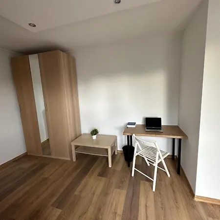 Pensjonat Rooms4less *