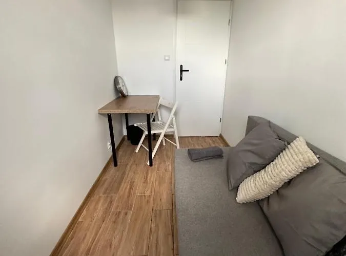 Rooms4less Гостевой дом *