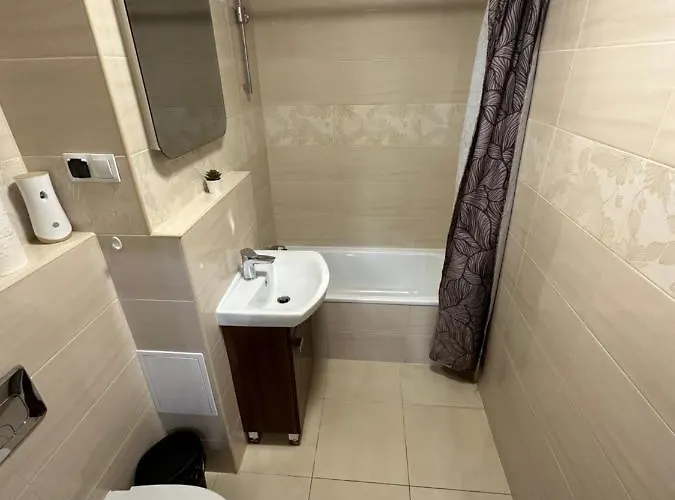 Rooms4less Гостевой дом