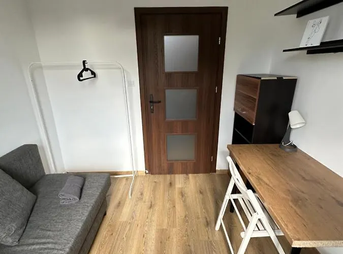 Гостевой дом Rooms4less *