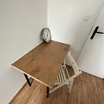 Penzion Rooms4less